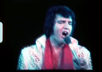 Resultado de imagem para elvis new concert footage the searcher